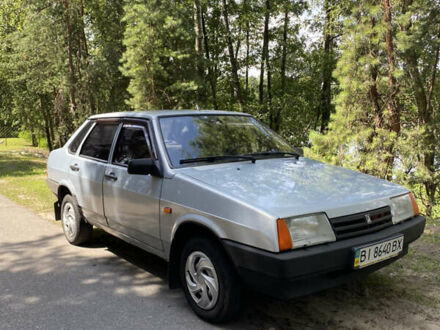ВАЗ 21099 2004 в Горишние Плавни (Комсомольск) на Automoto.ua Серый ВАЗ 21099, объемом двигателя 1.5 л и пробегом 105 тыс. км за 2050 $, фото 1 на Automoto.ua