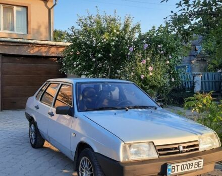 Сірий ВАЗ 21099, об'ємом двигуна 1.5 л та пробігом 100 тис. км за 3200 $, фото 1 на Automoto.ua