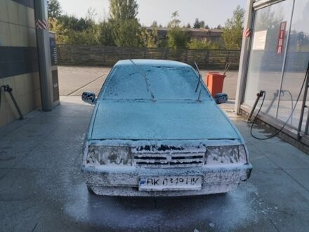 ВАЗ 21099 2004 в Ровно на Automoto.ua Серый ВАЗ 21099, объемом двигателя 1.5 л и пробегом 260 тыс. км за 1200 $, фото 1 на Automoto.ua