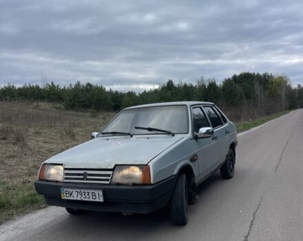 Серый ВАЗ 21099, объемом двигателя 1.5 л и пробегом 350 тыс. км за 850 $, фото 1 на Automoto.ua