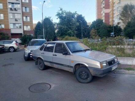 Серый ВАЗ 21099, объемом двигателя 1.5 л и пробегом 160 тыс. км за 1192 $, фото 1 на Automoto.ua