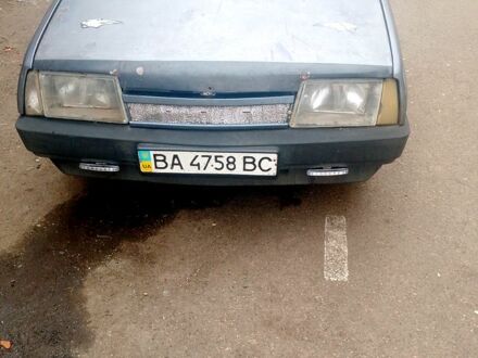 ВАЗ 21099 2005 у Каменке на Automoto.ua Сірий ВАЗ 21099, об'ємом двигуна 15 л та пробігом 250 тис. км за 1300 $, фото 1 на Automoto.ua