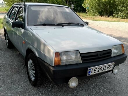 ВАЗ 21099 2005 у Синельниковом на Automoto.ua Сірий ВАЗ 21099, об'ємом двигуна 1.5 л та пробігом 147 тис. км за 1750 $, фото 1 на Automoto.ua