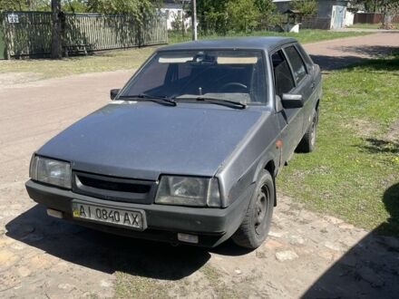 ВАЗ 21099 2005 в Згуровке на Automoto.ua Серый ВАЗ 21099, объемом двигателя 1.5 л и пробегом 215 тыс. км за 1300 $, фото 1 на Automoto.ua