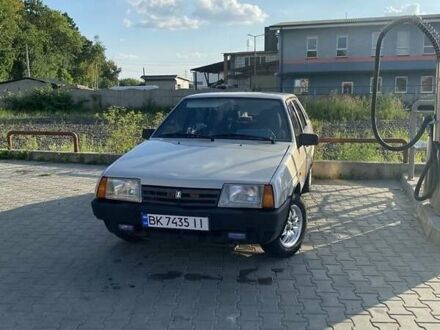 ВАЗ 21099 2005 в Луцке на Automoto.ua Серый ВАЗ 21099, объемом двигателя 1.5 л и пробегом 140 тыс. км за 1900 $, фото 1 на Automoto.ua