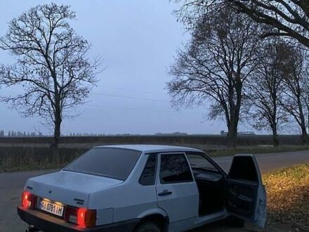Сірий ВАЗ 21099, об'ємом двигуна 1.5 л та пробігом 180 тис. км за 2000 $, фото 1 на Automoto.ua