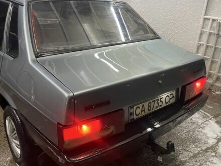 Серый ВАЗ 21099, объемом двигателя 1.5 л и пробегом 390 тыс. км за 1500 $, фото 1 на Automoto.ua