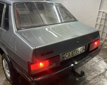 Серый ВАЗ 21099, объемом двигателя 1.5 л и пробегом 390 тыс. км за 1500 $, фото 1 на Automoto.ua