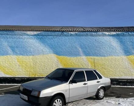 Серый ВАЗ 21099, объемом двигателя 1.6 л и пробегом 371 тыс. км за 1600 $, фото 1 на Automoto.ua