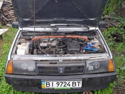 Серый ВАЗ 21099, объемом двигателя 1.5 л и пробегом 200 тыс. км за 900 $, фото 1 на Automoto.ua