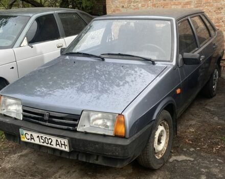 Серый ВАЗ 21099, объемом двигателя 1.5 л и пробегом 200 тыс. км за 1100 $, фото 1 на Automoto.ua