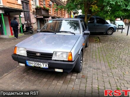 Серый ВАЗ 21099, объемом двигателя 1.5 л и пробегом 200 тыс. км за 1450 $, фото 1 на Automoto.ua