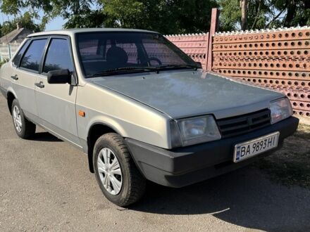 ВАЗ 21099 2007 в Кропивницком (Кировограде) на Automoto.ua Серый ВАЗ 21099, объемом двигателя 1.6 л и пробегом 190 тыс. км за 2200 $, фото 1 на Automoto.ua