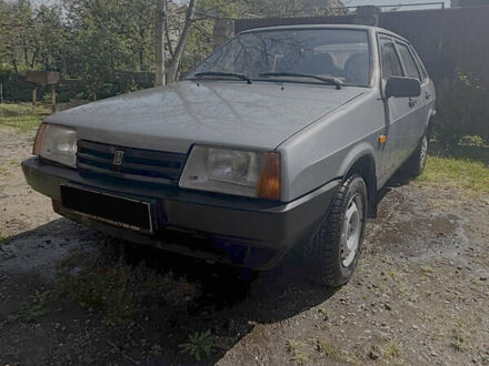 ВАЗ 21099 2007 у Ужгороді на Automoto.ua Сірий ВАЗ 21099, об'ємом двигуна 1.6 л та пробігом 172 тис. км за 1650 $, фото 1 на Automoto.ua