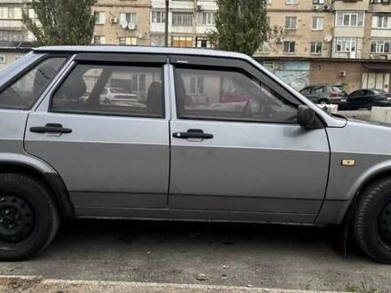 Серый ВАЗ 21099, объемом двигателя 1.5 л и пробегом 163 тыс. км за 2000 $, фото 1 на Automoto.ua