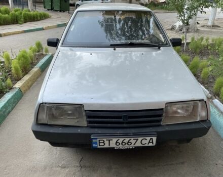 Серый ВАЗ 21099, объемом двигателя 1.6 л и пробегом 250 тыс. км за 700 $, фото 1 на Automoto.ua