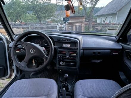 Сірий ВАЗ 21099, об'ємом двигуна 1.6 л та пробігом 200 тис. км за 1000 $, фото 1 на Automoto.ua