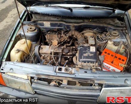 Серый ВАЗ 21099, объемом двигателя 1.6 л и пробегом 300 тыс. км за 999 $, фото 1 на Automoto.ua
