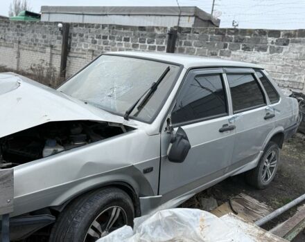 Серый ВАЗ 21099, объемом двигателя 1.6 л и пробегом 180 тыс. км за 650 $, фото 1 на Automoto.ua