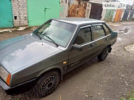 ВАЗ 21099 2007 у Дніпро (Дніпропетровську) на Automoto.ua Сірий ВАЗ 21099, об'ємом двигуна 1.6 л та пробігом 197 тис. км за 1900 $, фото 1 на Automoto.ua
