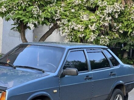 Серый ВАЗ 21099, объемом двигателя 1.6 л и пробегом 190 тыс. км за 2000 $, фото 1 на Automoto.ua