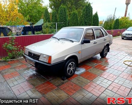Сірий ВАЗ 21099, об'ємом двигуна 1.6 л та пробігом 287 тис. км за 1299 $, фото 1 на Automoto.ua