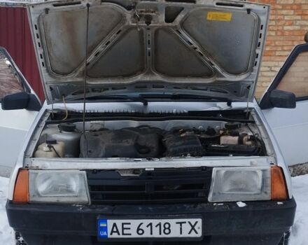 Серый ВАЗ 21099, объемом двигателя 1.6 л и пробегом 300 тыс. км за 1467 $, фото 1 на Automoto.ua