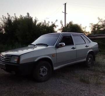 Серый ВАЗ 21099, объемом двигателя 1.5 л и пробегом 84 тыс. км за 2800 $, фото 1 на Automoto.ua