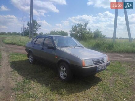 ВАЗ 21099 2008 в Кропивницком (Кировограде) на Automoto.ua Серый ВАЗ 21099, объемом двигателя 1.6 л и пробегом 180 тыс. км за 2300 $, фото 1 на Automoto.ua
