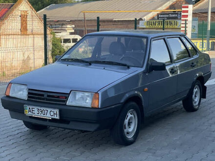 ВАЗ 21099 2008 в Кривом Роге на Automoto.ua Серый ВАЗ 21099, объемом двигателя 1.6 л и пробегом 32 тыс. км за 3900 $, фото 1 на Automoto.ua