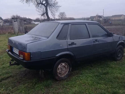 Серый ВАЗ 21099, объемом двигателя 1.6 л и пробегом 150 тыс. км за 1000 $, фото 1 на Automoto.ua