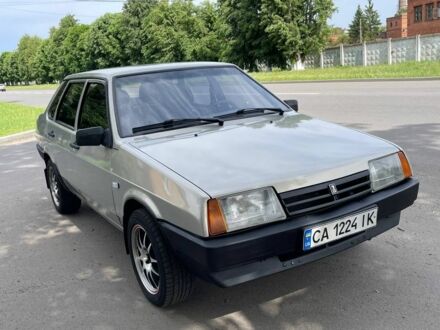 ВАЗ 21099 2009 у Золотоноше на Automoto.ua Сірий ВАЗ 21099, об'ємом двигуна 1.6 л та пробігом 100 тис. км за 2550 $, фото 1 на Automoto.ua