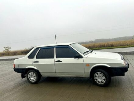 Серый ВАЗ 21099, объемом двигателя 1.6 л и пробегом 300 тыс. км за 1064 $, фото 1 на Automoto.ua