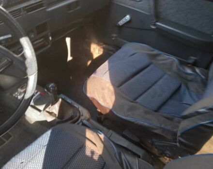 Синий ВАЗ 21099, объемом двигателя 1.5 л и пробегом 245 тыс. км за 950 $, фото 2 на Automoto.ua