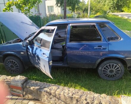 Синий ВАЗ 21099, объемом двигателя 1.6 л и пробегом 203 тыс. км за 1500 $, фото 2 на Automoto.ua