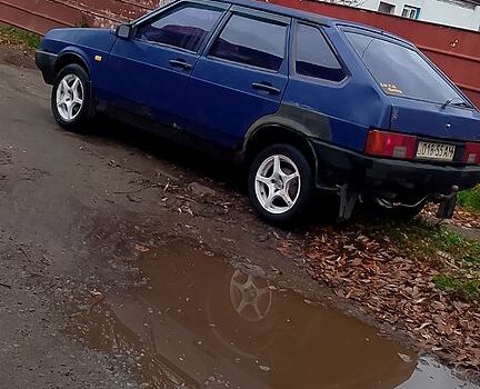 Синий ВАЗ 21099, объемом двигателя 1.5 л и пробегом 82 тыс. км за 600 $, фото 2 на Automoto.ua
