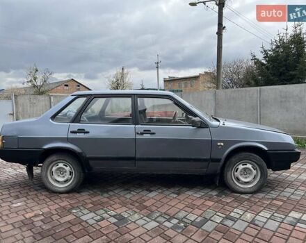 Синий ВАЗ 21099, объемом двигателя 1.3 л и пробегом 149 тыс. км за 1400 $, фото 1 на Automoto.ua
