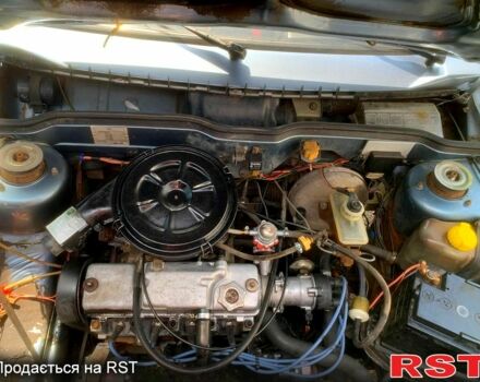 Синий ВАЗ 21099, объемом двигателя 1.3 л и пробегом 100 тыс. км за 1500 $, фото 5 на Automoto.ua