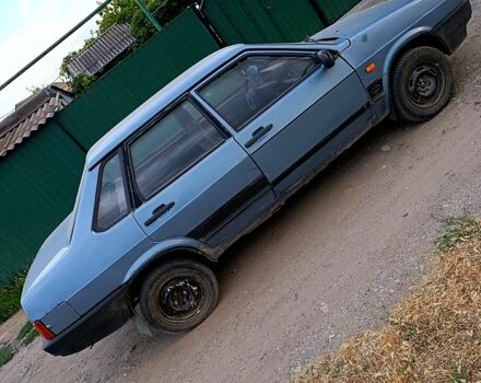 Синий ВАЗ 21099, объемом двигателя 1.3 л и пробегом 100 тыс. км за 600 $, фото 2 на Automoto.ua