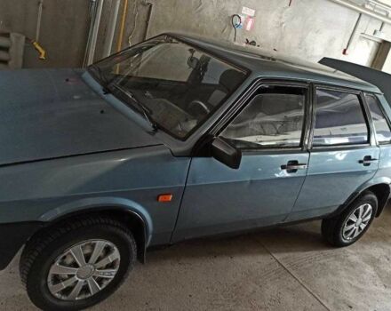 Синий ВАЗ 21099, объемом двигателя 1.5 л и пробегом 220 тыс. км за 900 $, фото 1 на Automoto.ua