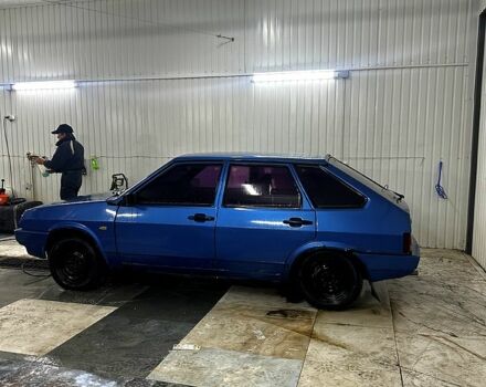 Синий ВАЗ 21099, объемом двигателя 1.5 л и пробегом 200 тыс. км за 710 $, фото 1 на Automoto.ua