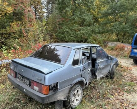 ВАЗ 21099 1996 в Славуте на Automoto.ua Синий ВАЗ 21099, объемом двигателя 1.5 л и пробегом 77 тыс. км за 150 $, фото 1 на Automoto.ua