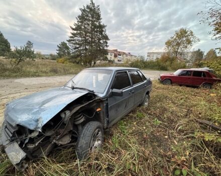 ВАЗ 21099 1996 в Славуте на Automoto.ua Синий ВАЗ 21099, объемом двигателя 1.5 л и пробегом 77 тыс. км за 150 $, фото 2 на Automoto.ua
