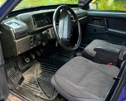 Синий ВАЗ 21099, объемом двигателя 1.5 л и пробегом 300 тыс. км за 1100 $, фото 6 на Automoto.ua