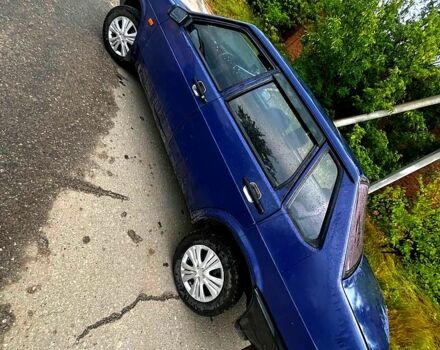 Синий ВАЗ 21099, объемом двигателя 1.5 л и пробегом 300 тыс. км за 1100 $, фото 5 на Automoto.ua