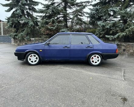 Синій ВАЗ 21099, об'ємом двигуна 1.5 л та пробігом 258 тис. км за 1400 $, фото 2 на Automoto.ua