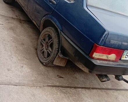 Синий ВАЗ 21099, объемом двигателя 1.5 л и пробегом 787 тыс. км за 1500 $, фото 2 на Automoto.ua