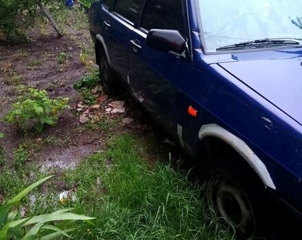 Синий ВАЗ 21099, объемом двигателя 1.5 л и пробегом 200 тыс. км за 1000 $, фото 5 на Automoto.ua