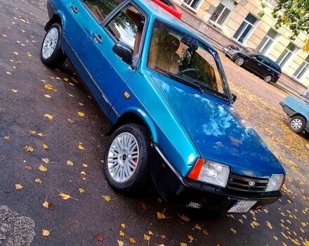 Синий ВАЗ 21099, объемом двигателя 1.5 л и пробегом 180 тыс. км за 2100 $, фото 5 на Automoto.ua