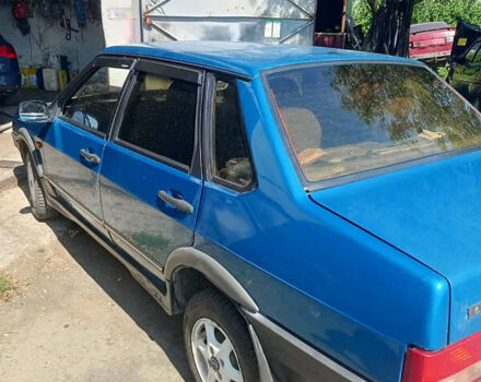 Синий ВАЗ 21099, объемом двигателя 1.5 л и пробегом 241 тыс. км за 1350 $, фото 5 на Automoto.ua